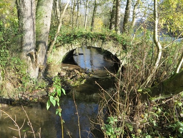 Brücke über dem Kreuzbach